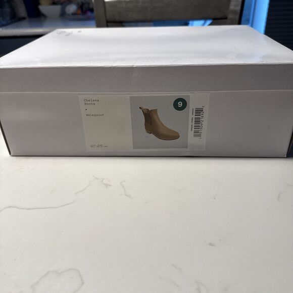 A New Day Women's Taupe Chelsea Rain Boots Size 9 Waterproof - Picture 11 of 11